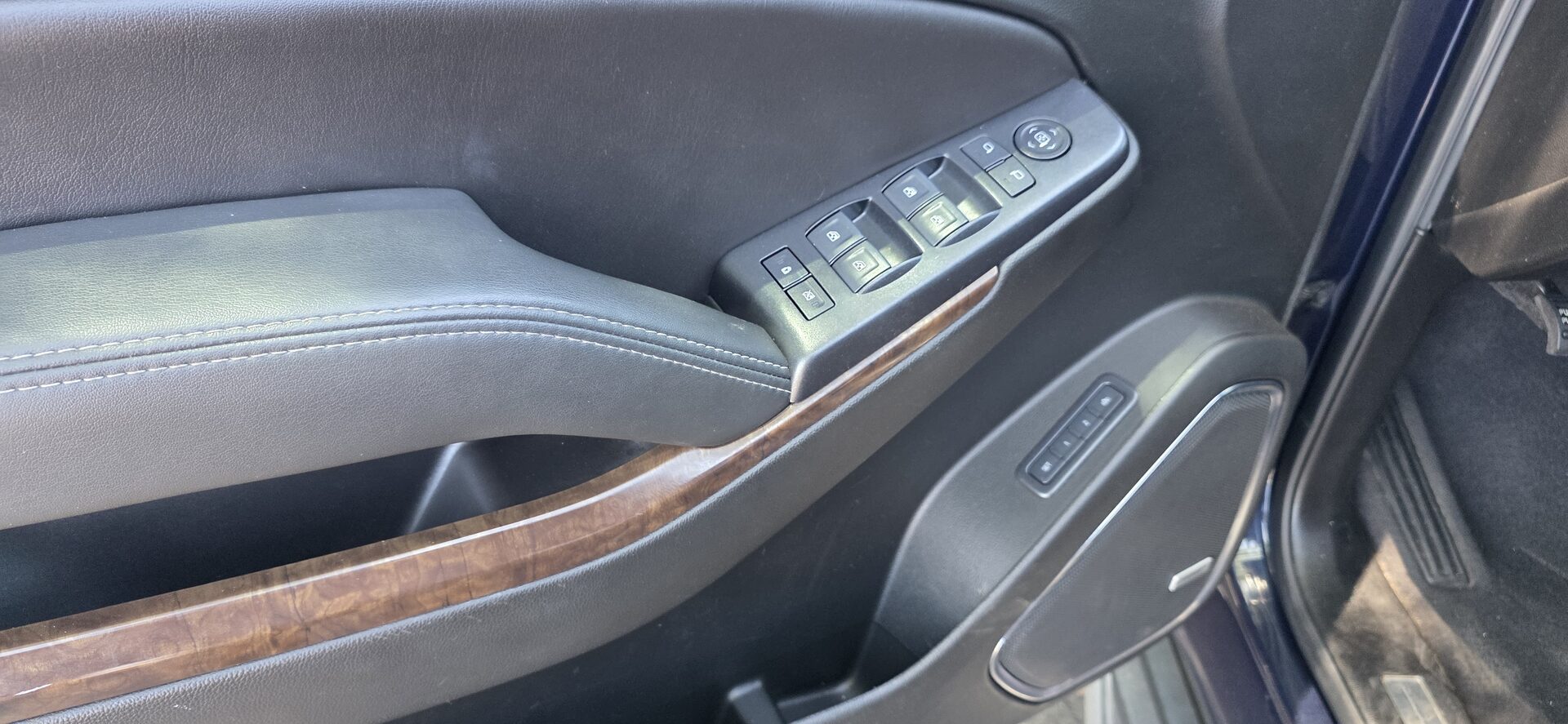 2019 Chevrolet Tahoe LT - Photo 18