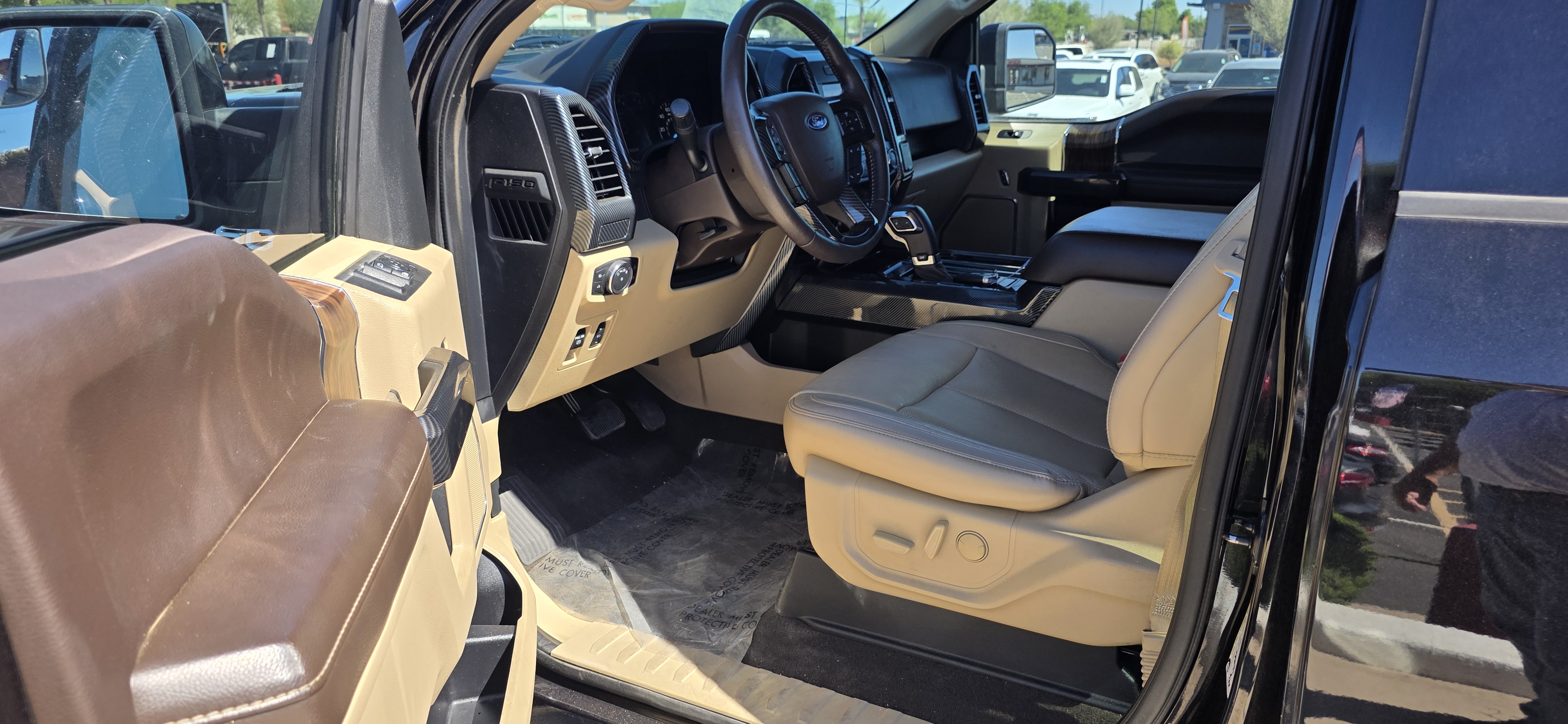 2019 Ford F-150 Lariat - Photo 13
