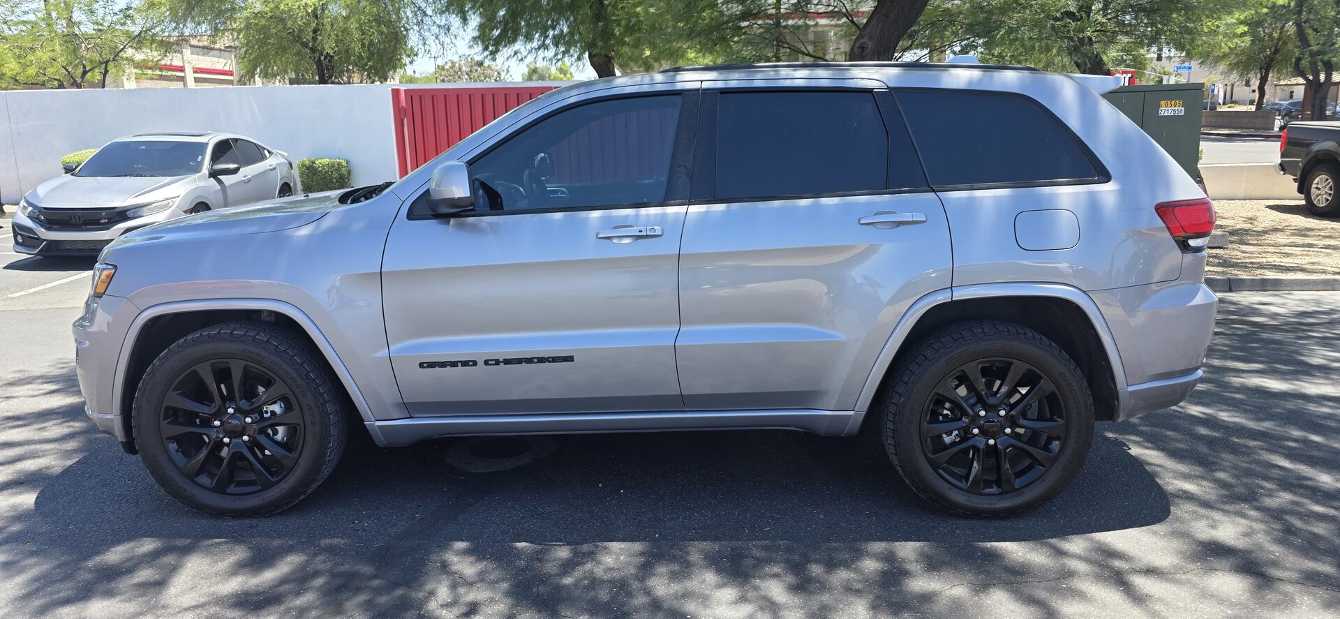 2019 Jeep Grand Cherokee Altitude - Photo 8