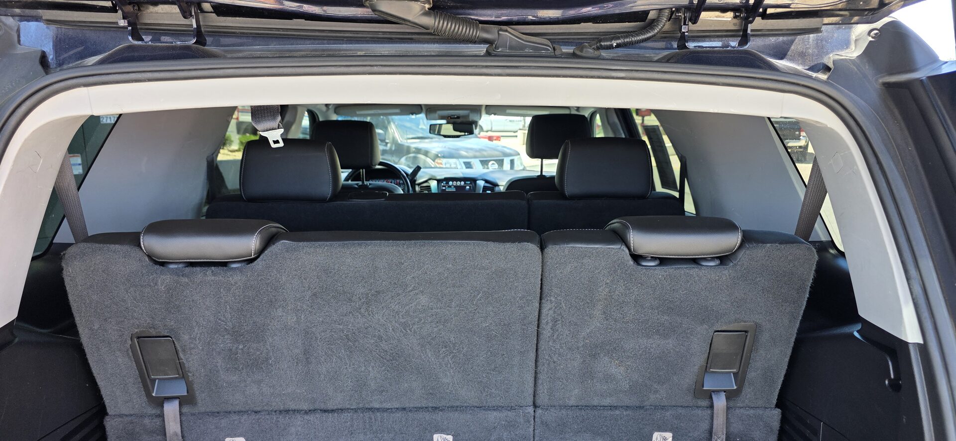 2019 Chevrolet Tahoe LT - Photo 11