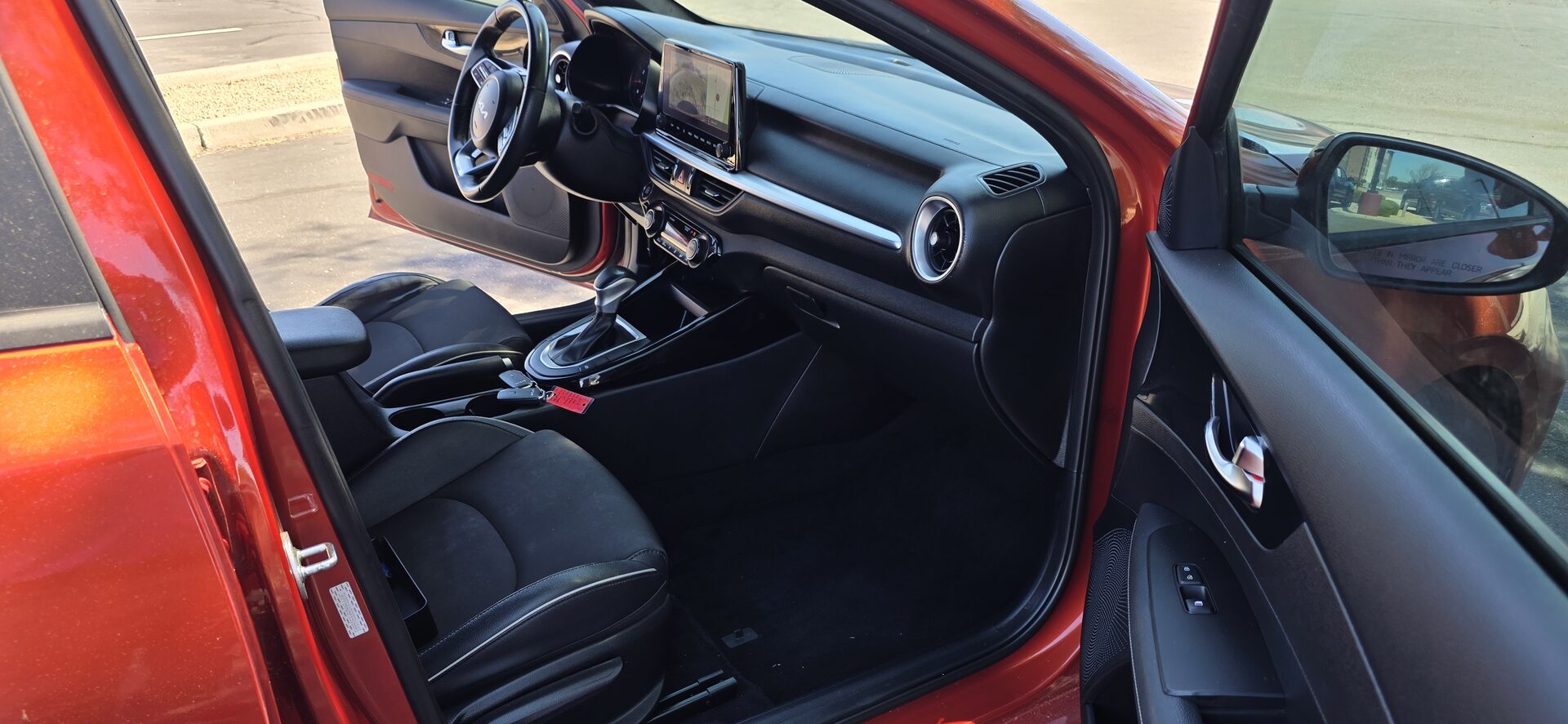 2023 Kia Forte GT-Line - Photo 15