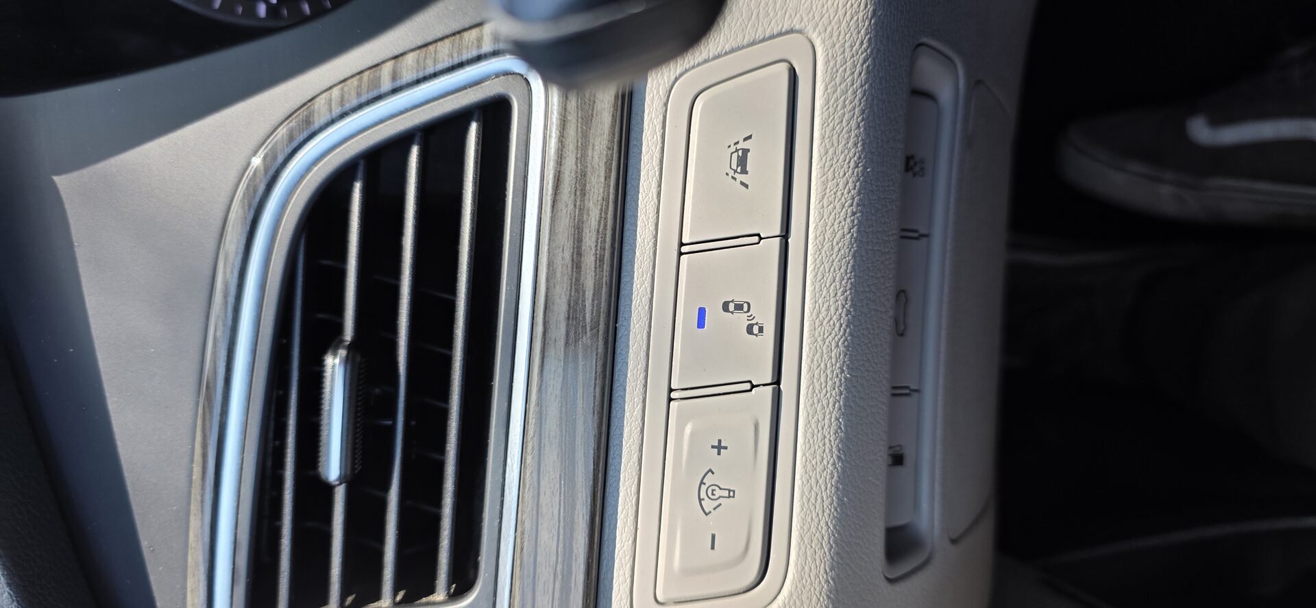 2015 Hyundai Sonata Limited - Photo 22