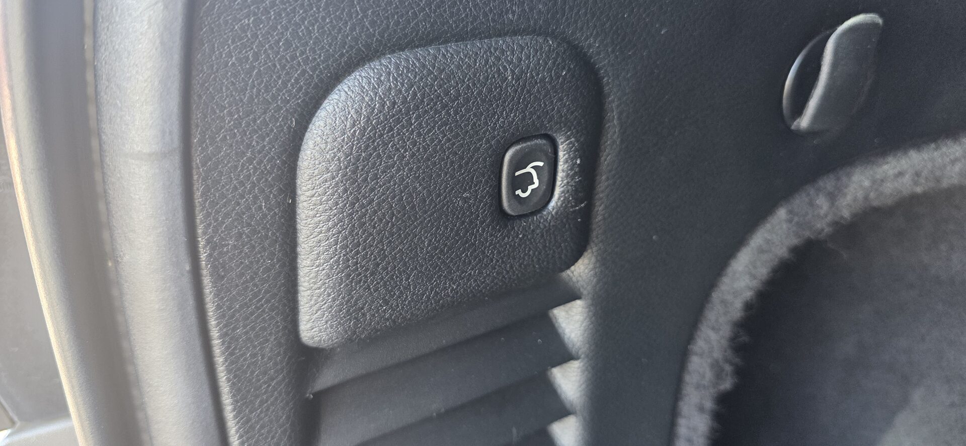 2019 Jeep Grand Cherokee Altitude - Photo 11