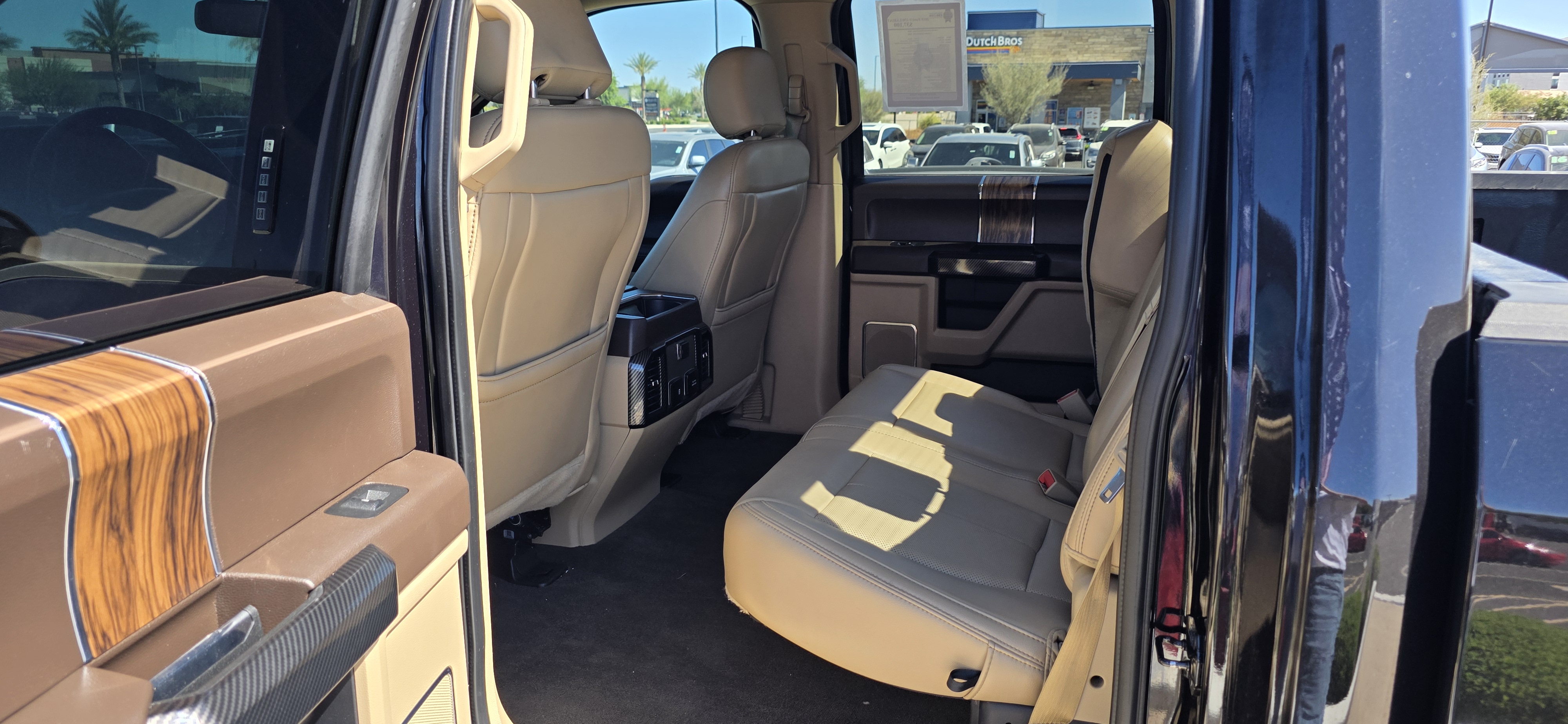 2019 Ford F-150 Lariat - Photo 10